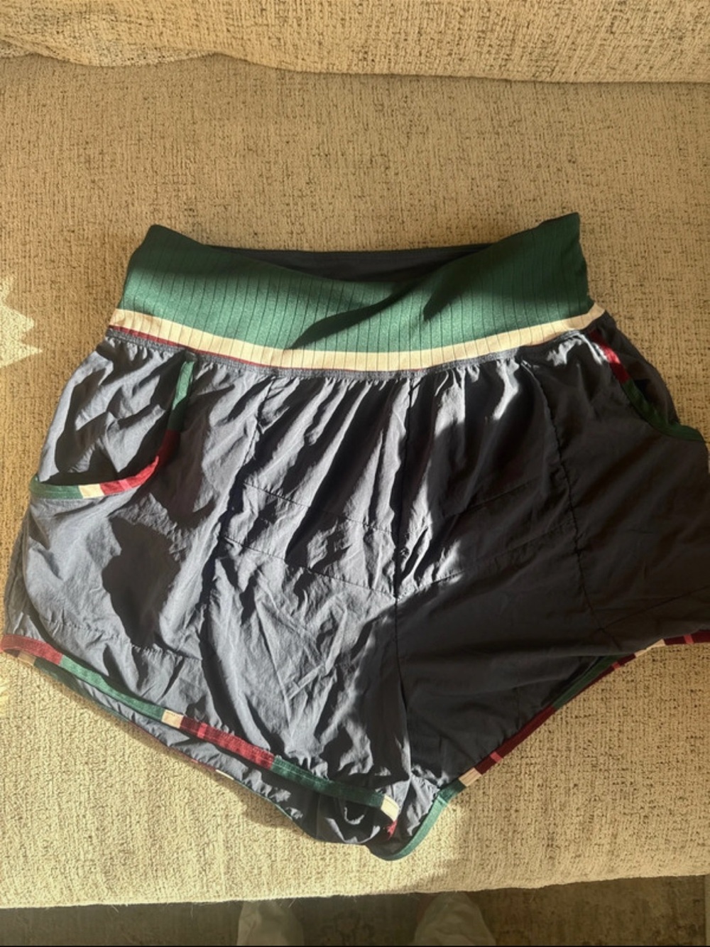 High-Waist Athletic Shorts in Dark Blue and Green